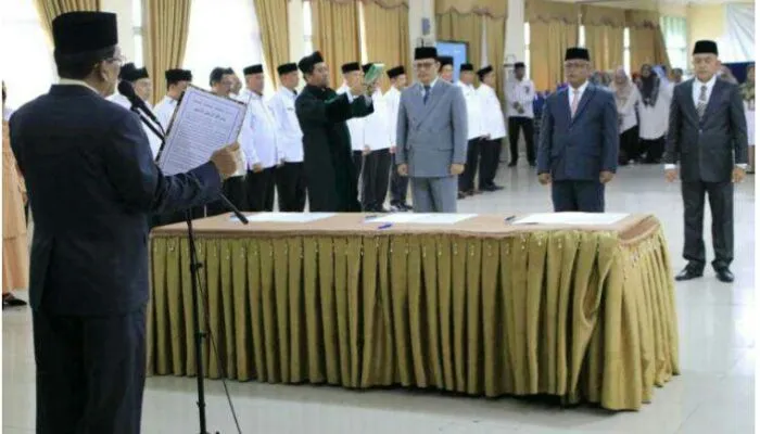 Tiga Pejabat Eselon III Kemenag Sumbar Dilantik
