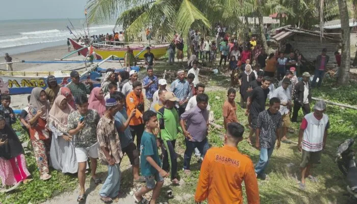 Dua Nelayan yang Hilang di Perairan Tiku Ketemu dan Selamat