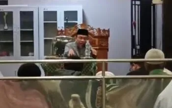 Di Masjid Ukhuwah Maigus Nasir Ingatkan Bencana, Kembali ke Jalan yang Benar