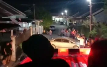 Kebakaran Hanguskan Dua Rumah di Perumahan Green Kartika Residence Air Dingin